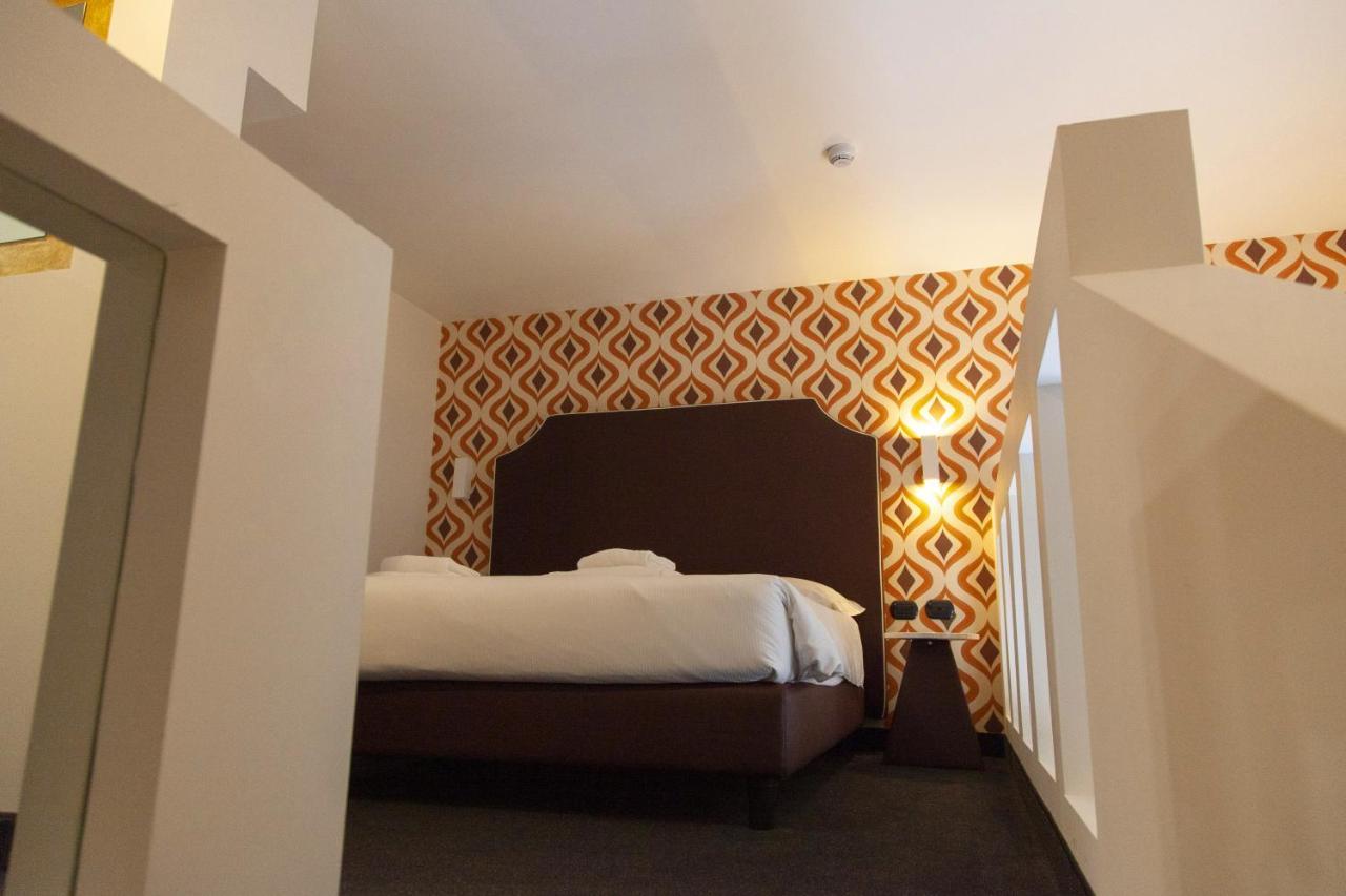 Hotel Al Campanile - Luxury Suites & Apartments Baveno Esterno foto