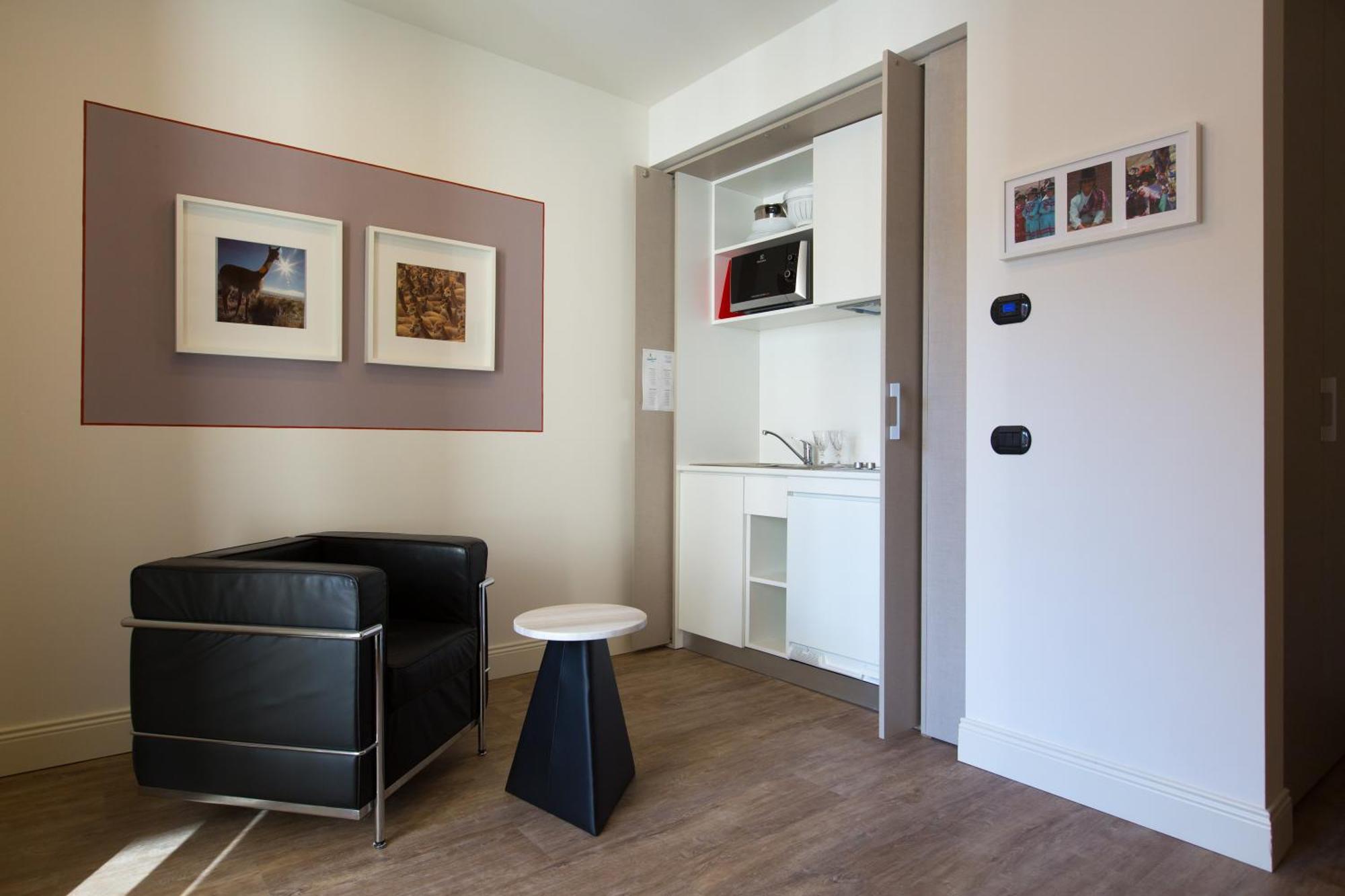 Hotel Al Campanile - Luxury Suites & Apartments Baveno Esterno foto