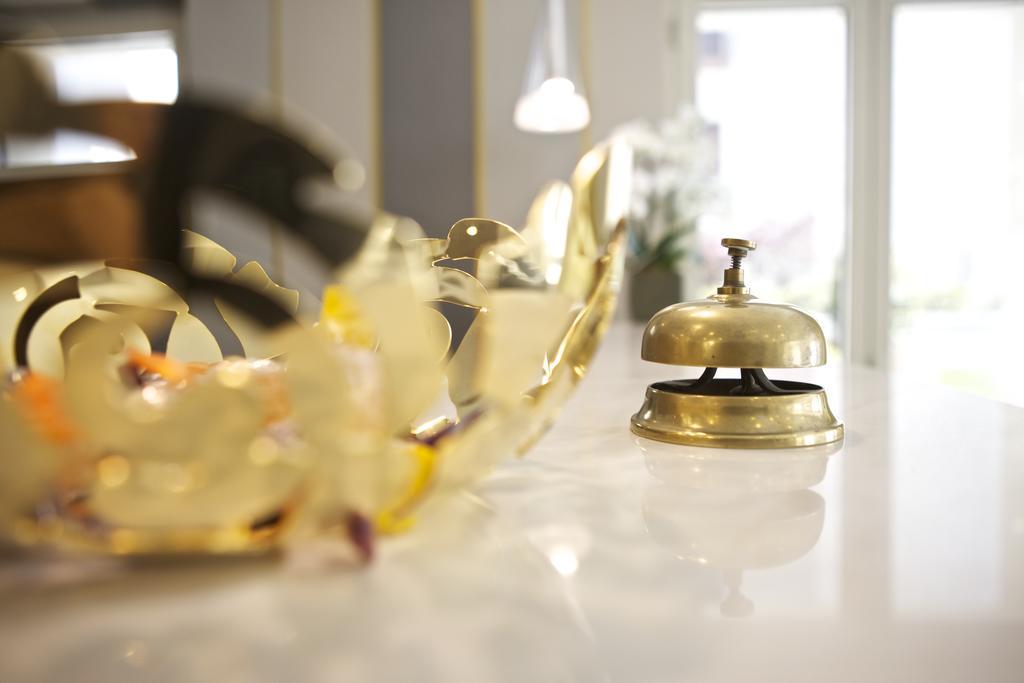 Hotel Al Campanile - Luxury Suites & Apartments Baveno Esterno foto