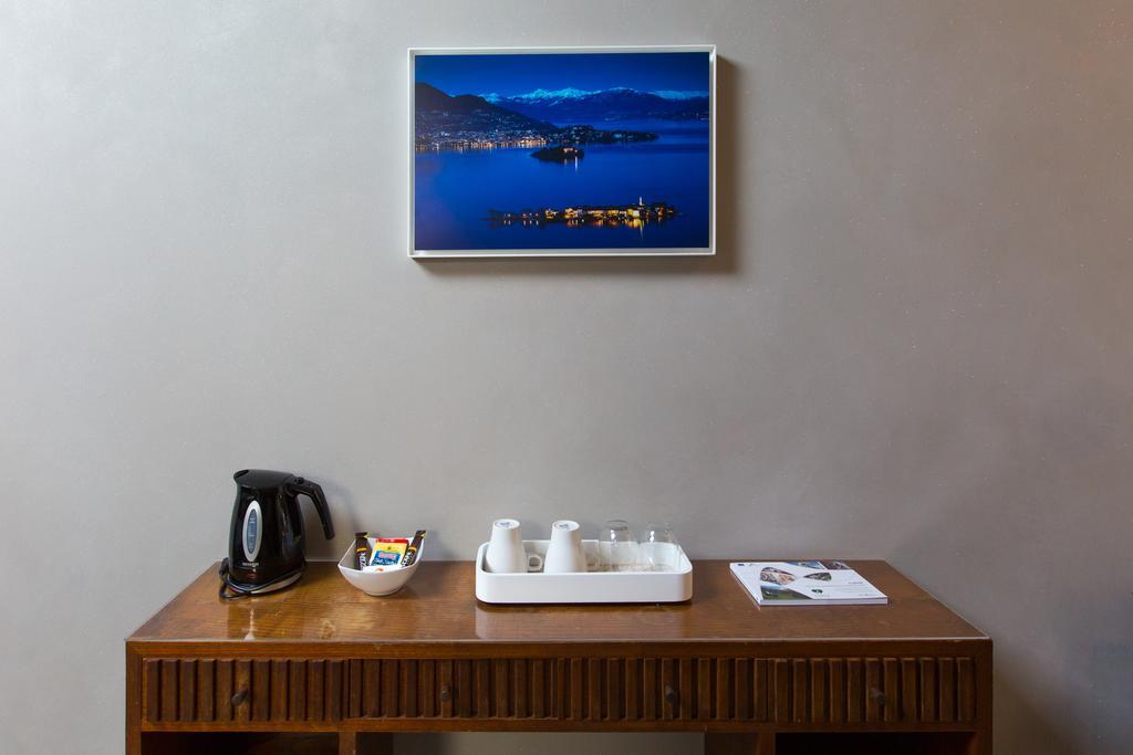 Hotel Al Campanile - Luxury Suites & Apartments Baveno Esterno foto